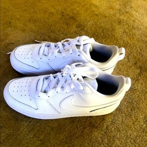 Nike low top airforce